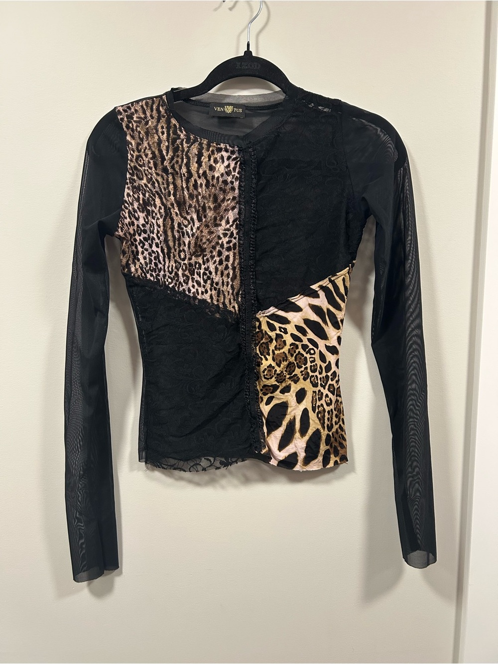 vintage mesh and lace long sleeve top!